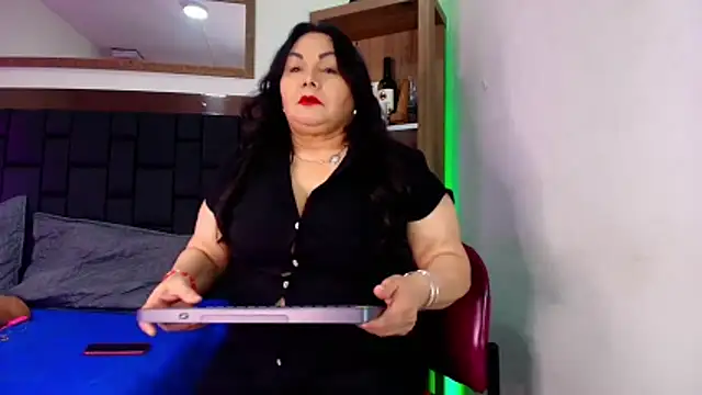 EllenaBoobs  online show from 05/13/26, 04:10