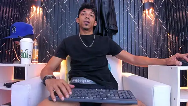 Gregory Sforza online show from 11/06/25, 01:23