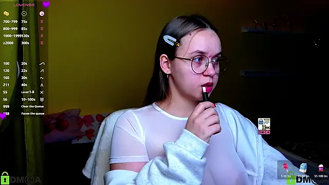 Snapshot of Lilysweet13 chatting on 01/13/26, 03:17 Lilysweet13 online show from 01/13/26, 03:17