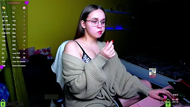 Snapshot of Lilysweet13 chatting on 01/16/26, 05:28 Lilysweet13 online show from 01/16/26, 05:28