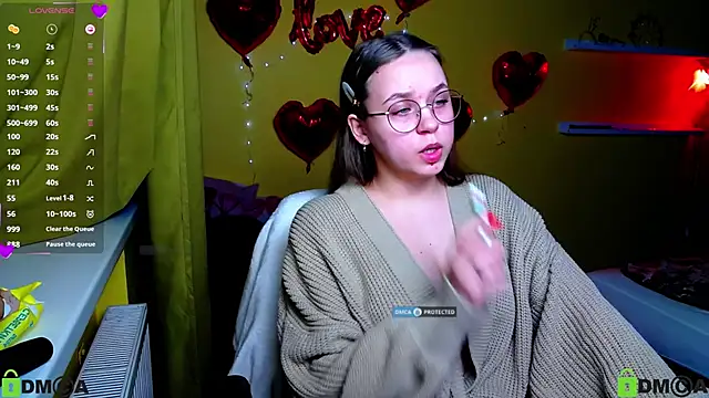 Snapshot of Lilysweet13 chatting on 02/03/26, 05:40 Lilysweet13 online show from 02/03/26, 05:40