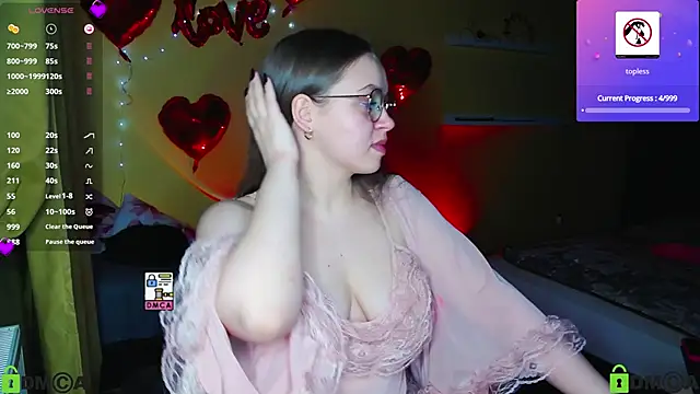 Snapshot of Lilysweet13 chatting on 02/21/26, 05:25 Lilysweet13 online show from 02/21/26, 05:25