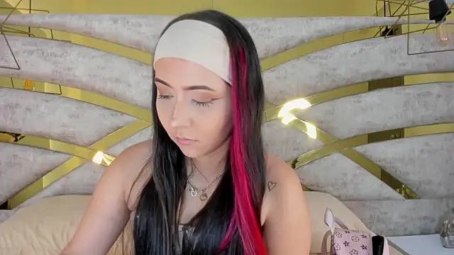 Sofiia Rossee  online show from 01/15/26, 07:50