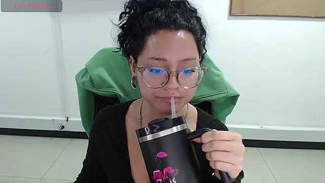 jenn cg online show from 03/18/26, 09:51