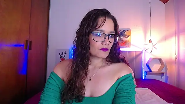 Rose Thompson1 online show from 03/13/25, 03:06