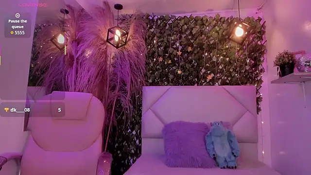 Snapshot of Abby_Piink chatting on 01/18/26, 05:44 Abby Piink online show from 01/18/26, 05:44