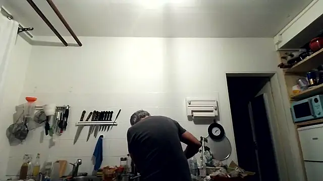 Snapshot of Berg_Boy chatting on 01/13/26, 06:08 Berg Boy online show from 01/13/26, 06:08