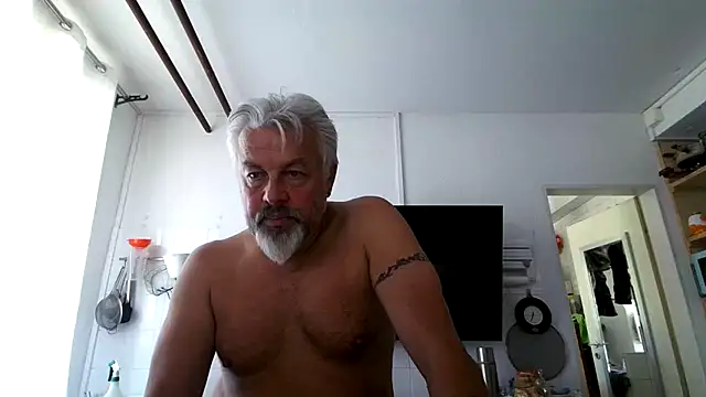 Berg Boy online show from 05/28/26, 10:34