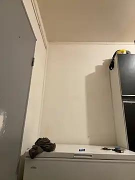 Hugo34bg online show from 03/09/26, 02:15