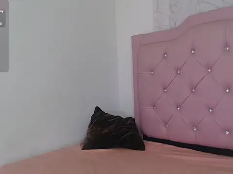 vicky bigboobs babe online show from 06/21/26, 04:59