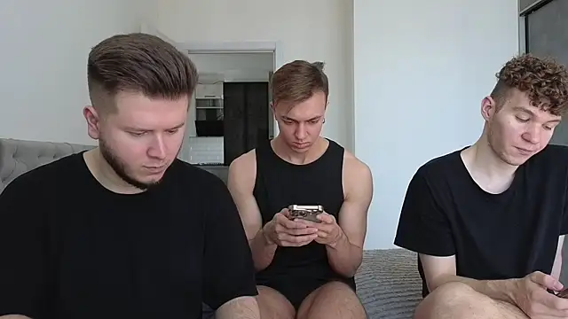 Snapshot of boys_sobolisha chatting on 05/18/26, 08:42 boys sobolisha online show from 05/18/26, 08:42