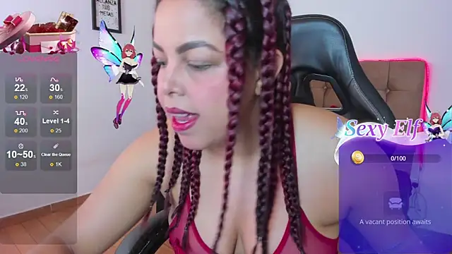 Mehlany Moretz online show from 12/17/25, 03:01