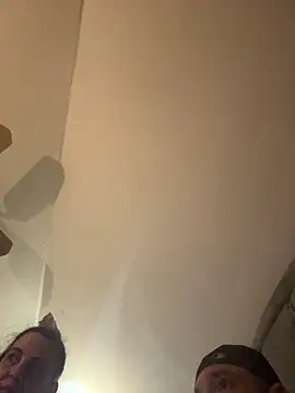 Snapshot of tttttyta chatting on 03/22/25, 01:32 tttttyta online show from 03/22/25, 01:32