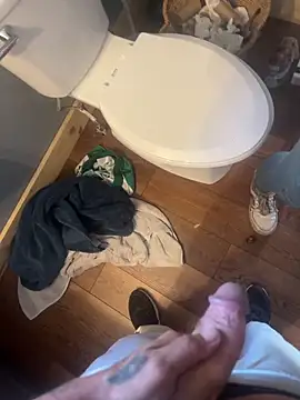 Snapshot of tttttyta chatting on 09/12/25, 08:31 tttttyta online show from 09/12/25, 08:31