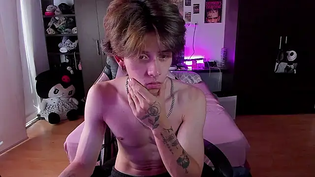 Snapshot of xIce_Boy chatting on 03/05/26, 02:24 xIce Boy online show from 03/05/26, 02:24