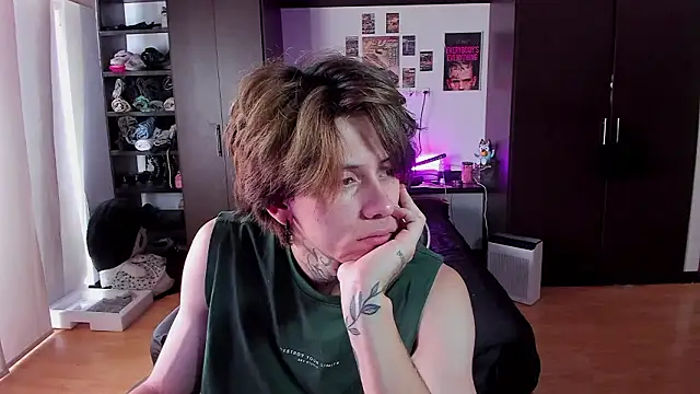 Snapshot of xIce_Boy chatting on 03/13/26, 02:34 xIce Boy online show from 03/13/26, 02:34