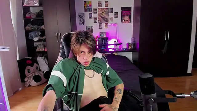 Snapshot of xIce_Boy chatting on 04/04/26, 09:12 xIce Boy online show from 04/04/26, 09:12