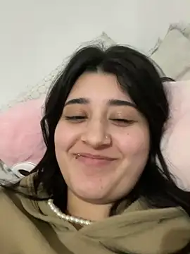 Snapshot of SashaLuss_ chatting on 03/21/25, 05:02 SashaLuss online show from 03/21/25, 05:02