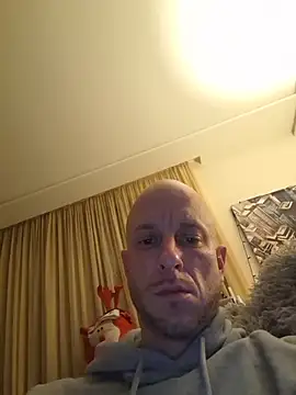 svenpfeifer online show from 02/03/26, 02:53