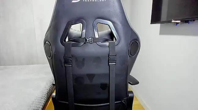 Snapshot of Dante_Storm chatting on 03/13/25, 03:54 Dante Storm online show from 03/13/25, 03:54