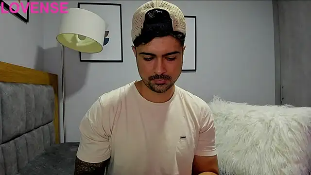 Snapshot of Dante_Storm chatting on 09/16/25, 03:40 Dante Storm online show from 09/16/25, 03:40