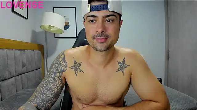 Snapshot of Dante_Storm chatting on 09/24/25, 06:28 Dante Storm online show from 09/24/25, 06:28