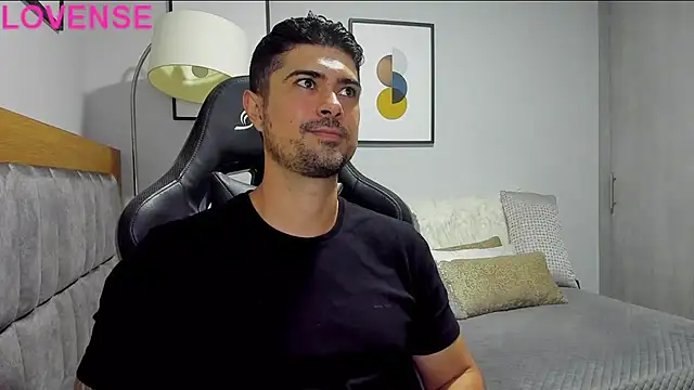 Snapshot of Dante_Storm chatting on 09/29/25, 11:53 Dante Storm online show from 09/29/25, 11:53