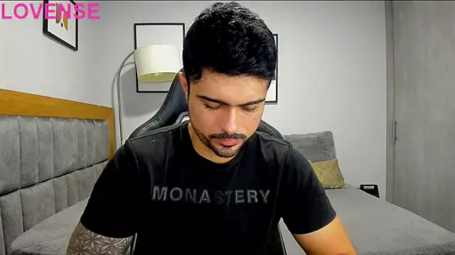 Snapshot of Dante_Storm chatting on 10/22/25, 12:00 Dante Storm online show from 10/22/25, 12:00