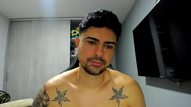 Snapshot of Dante_Storm chatting on 11/15/25, 02:13 Dante Storm online show from 11/15/25, 02:13