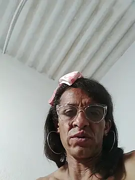 Snapshot of JessicaNaughty chatting on 10/25/25, 01:35 JessicaNaughty online show from 10/25/25, 01:35