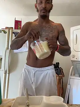 Snapshot of Foxdaguy chatting on 10/22/25, 03:34 Foxdaguy online show from 10/22/25, 03:34