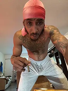 Snapshot of Foxdaguy chatting on 12/19/25, 02:46 Foxdaguy online show from 12/19/25, 02:46