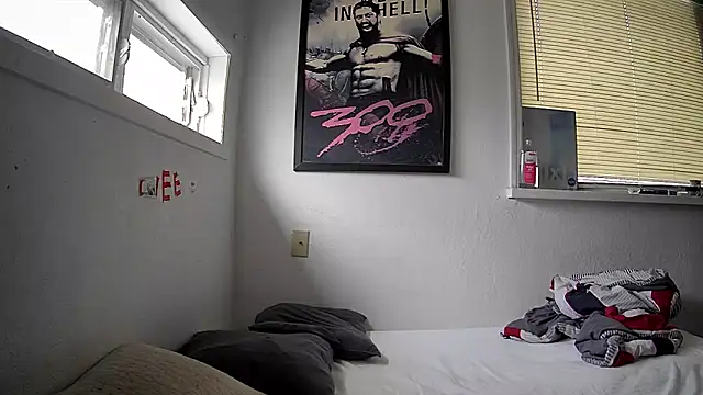 Snapshot of Foxdaguy chatting on 02/17/26, 04:24 Foxdaguy online show from 02/17/26, 04:24