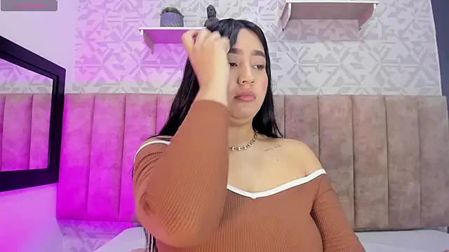 MelinaCruz online show from 11/13/25, 04:00