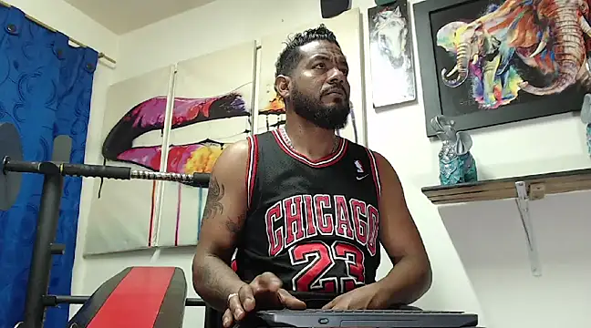 BladeFoxxx1 online show from 03/13/25, 04:12