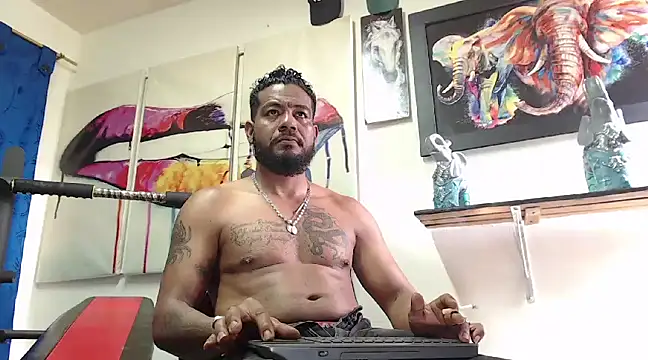 BladeFoxxx1 online show from 03/13/25, 07:17