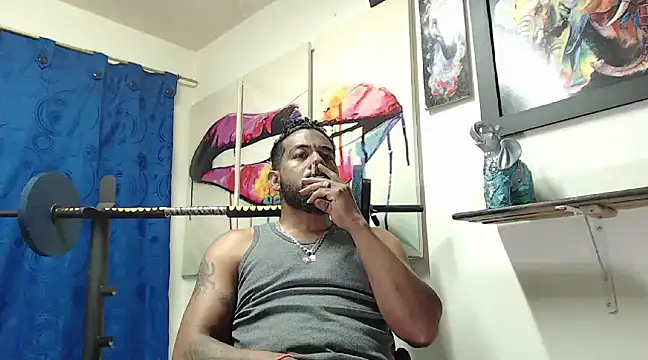 BladeFoxxx1 online show from 03/19/25, 06:24