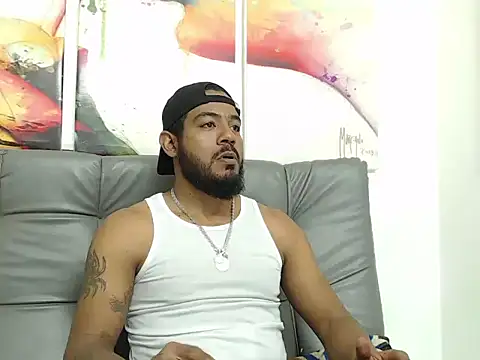 BladeFoxxx1 online show from 11/23/25, 04:23