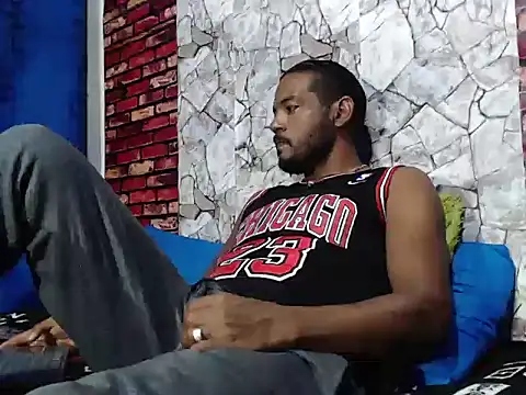 BladeFoxxx1 online show from 03/13/26, 01:12