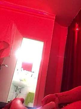 Snapshot of Veramaia chatting on 01/13/26, 12:49 Veramaia online show from 01/13/26, 12:49