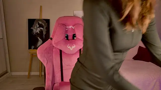 Snapshot of Pussy_Without_pussy chatting on 10/24/25, 07:21 Pussy Without pussy online show from 10/24/25, 07:21