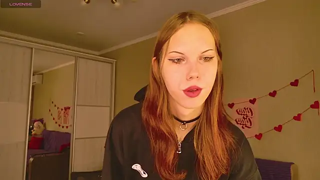 Snapshot of Pussy_Without_pussy chatting on 12/17/25, 05:52 Pussy Without pussy online show from 12/17/25, 05:52