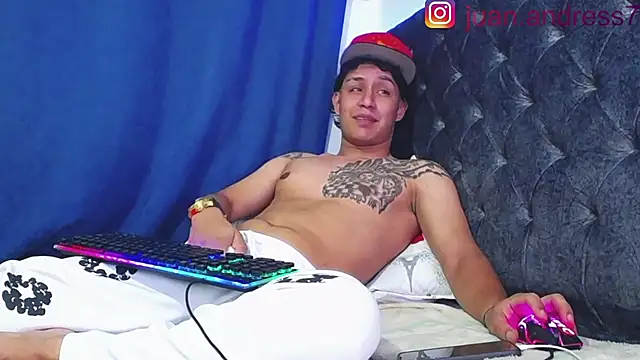 Stone grey1  online show from 12/19/25, 02:40