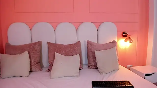 Snapshot of eva_sainnt chatting on 11/02/25, 02:25 eva sainnt online show from 11/02/25, 02:25