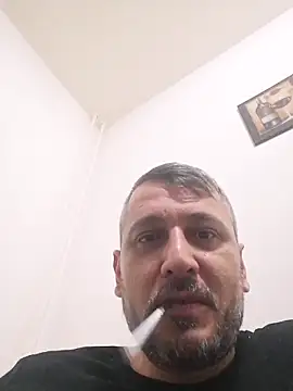 Snapshot of yourflowerpink chatting on 10/16/25, 05:03 yourflowerpink online show from 10/16/25, 05:03