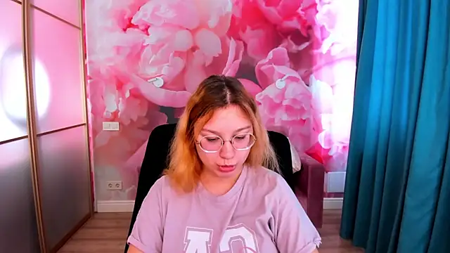 AngelinaLow online show from 03/10/26, 12:32