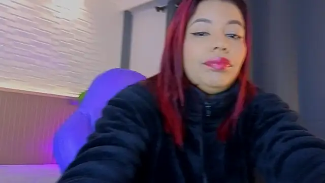 TiffanyWalk online show from 10/16/25, 10:38