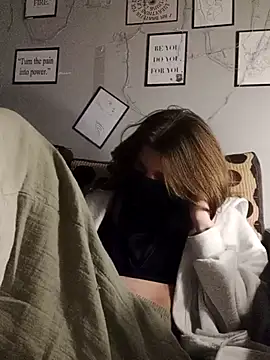 Snapshot of felimelii chatting on 03/19/25, 11:25 felimelii online show from 03/19/25, 11:25