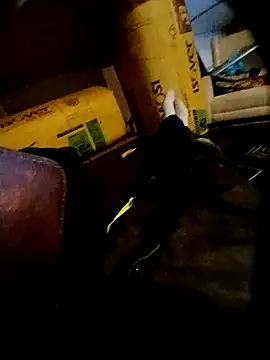 Snapshot of dav74girls chatting on 02/22/26, 12:23 dav74girls online show from 02/22/26, 12:23