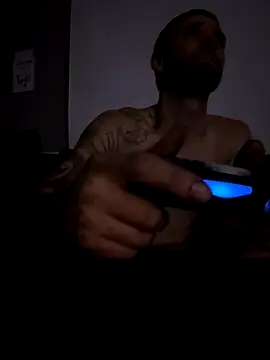 Stillhard8925 online show from 10/31/25, 04:24